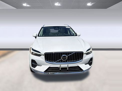 Certified 2023 Volvo XC60 B5 Ultimate AWD/4WD image 6