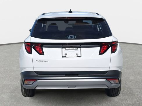 Certified 2026 Hyundai Tucson SE FWD image 7