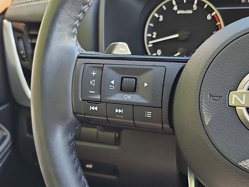 Certified 2023 Nissan Rogue SL w/ SL Premium Package image 21