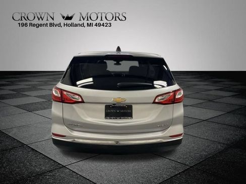Used 2020 Chevrolet Equinox LT w/ Driver Convenience Package AWD/4WD image 5