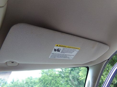 Used 2005 Ford F150 Lariat image 46