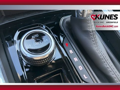 New 2026 GMC Canyon Elevation w/ Convenience Package image 30