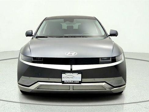 Used 2023 Hyundai Ioniq 5 Limited AWD/4WD image 2
