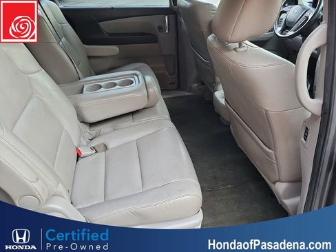 Used 2016 Honda Odyssey Touring Elite image 25