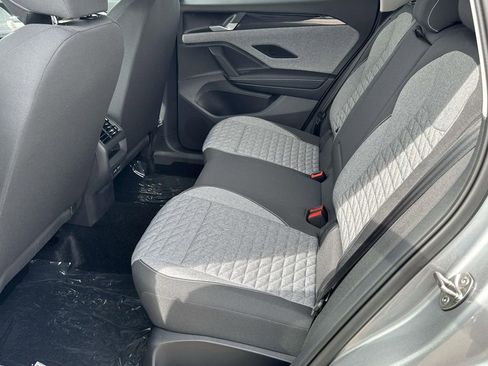 New 2025 Volkswagen Tiguan S AWD/4WD image 8