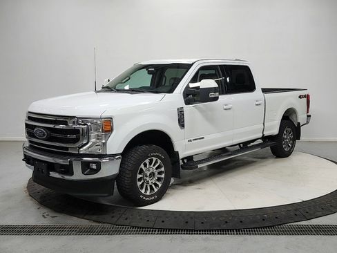 Used 2022 Ford F350 Lariat w/ Lariat Value Package AWD/4WD image 3