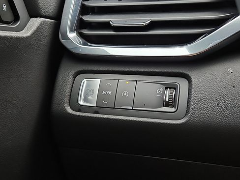 Certified 2025 GMC Acadia Elevation image 24