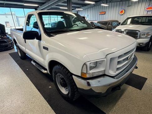Used 2003 Ford F250 XL RWD image 2