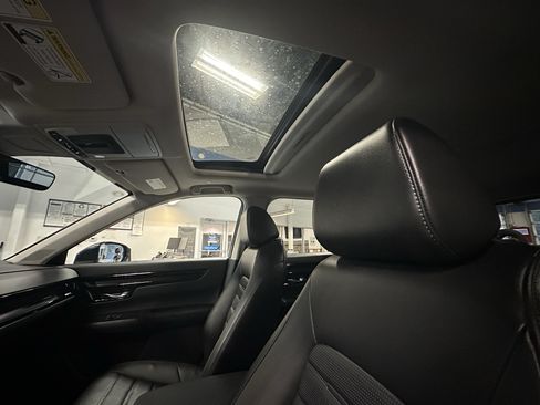 Used 2024 Honda CR-V EX-L image 22