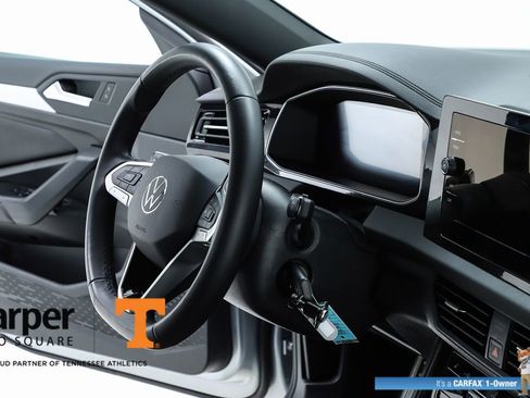 Used 2025 Volkswagen Jetta Sport FWD image 34