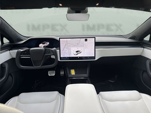 Used 2022 Tesla Model S Plaid image 14