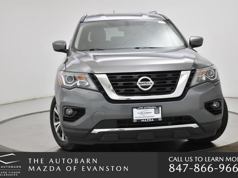 Used 2017 Nissan Pathfinder SV AWD/4WD image 4