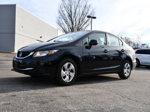Used 2013 Honda Civic LX image 3