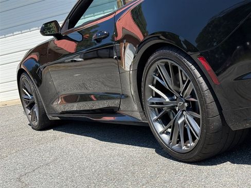 Used 2023 Chevrolet Camaro ZL1 RWD image 28