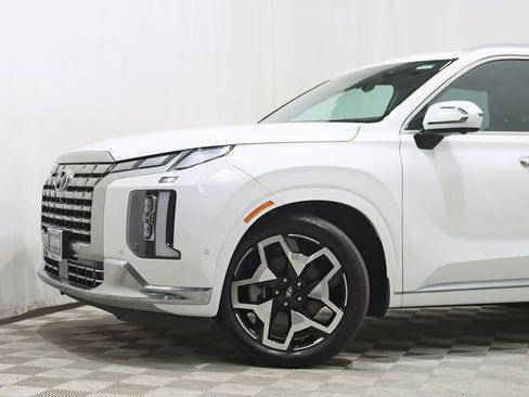 Used 2023 Hyundai Palisade Calligraphy AWD/4WD image 2