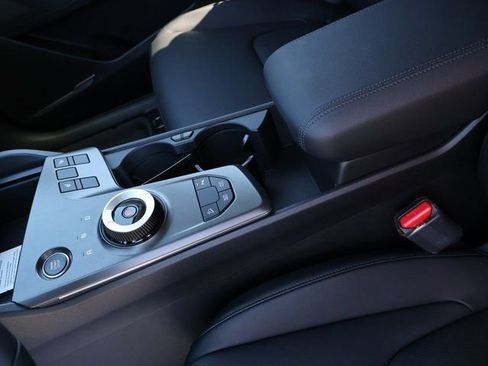 New 2026 Kia Sportage EX image 24