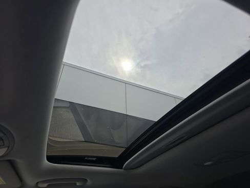 Used 2021 Hyundai Kona Limited image 24