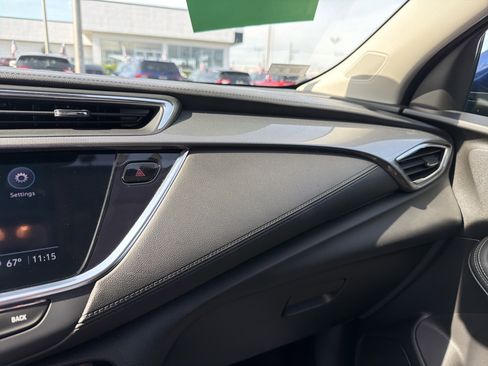 Used 2022 Buick Encore GX Preferred w/ Cold Weather Comfort Package image 17