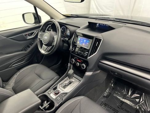 Used 2023 Subaru Forester Premium AWD/4WD image 28