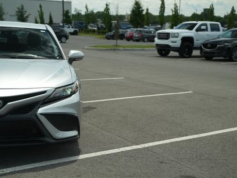 Used 2023 Toyota Camry SE FWD image 41