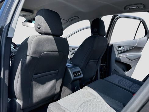 Used 2018 Chevrolet Equinox LT AWD/4WD image 19