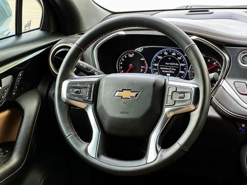 Used 2024 Chevrolet Blazer Premier w/ Enhanced Convenience Package image 27