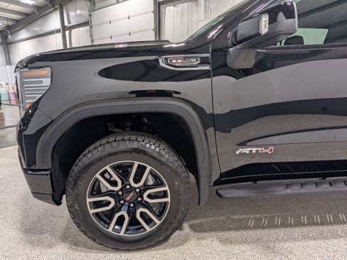 Used 2026 GMC Sierra 1500 AT4 w/ AT4 Premium Package AWD/4WD image 7