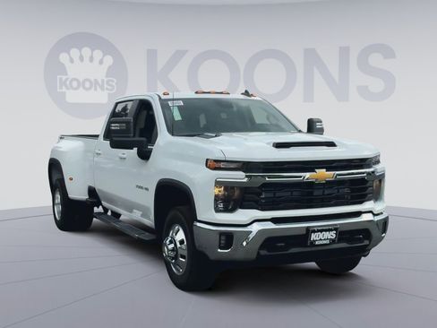 New 2026 Chevrolet Silverado 3500 LT AWD/4WD image 10
