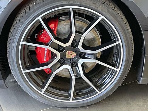 New 2026 Porsche Taycan 4S AWD/4WD image 11