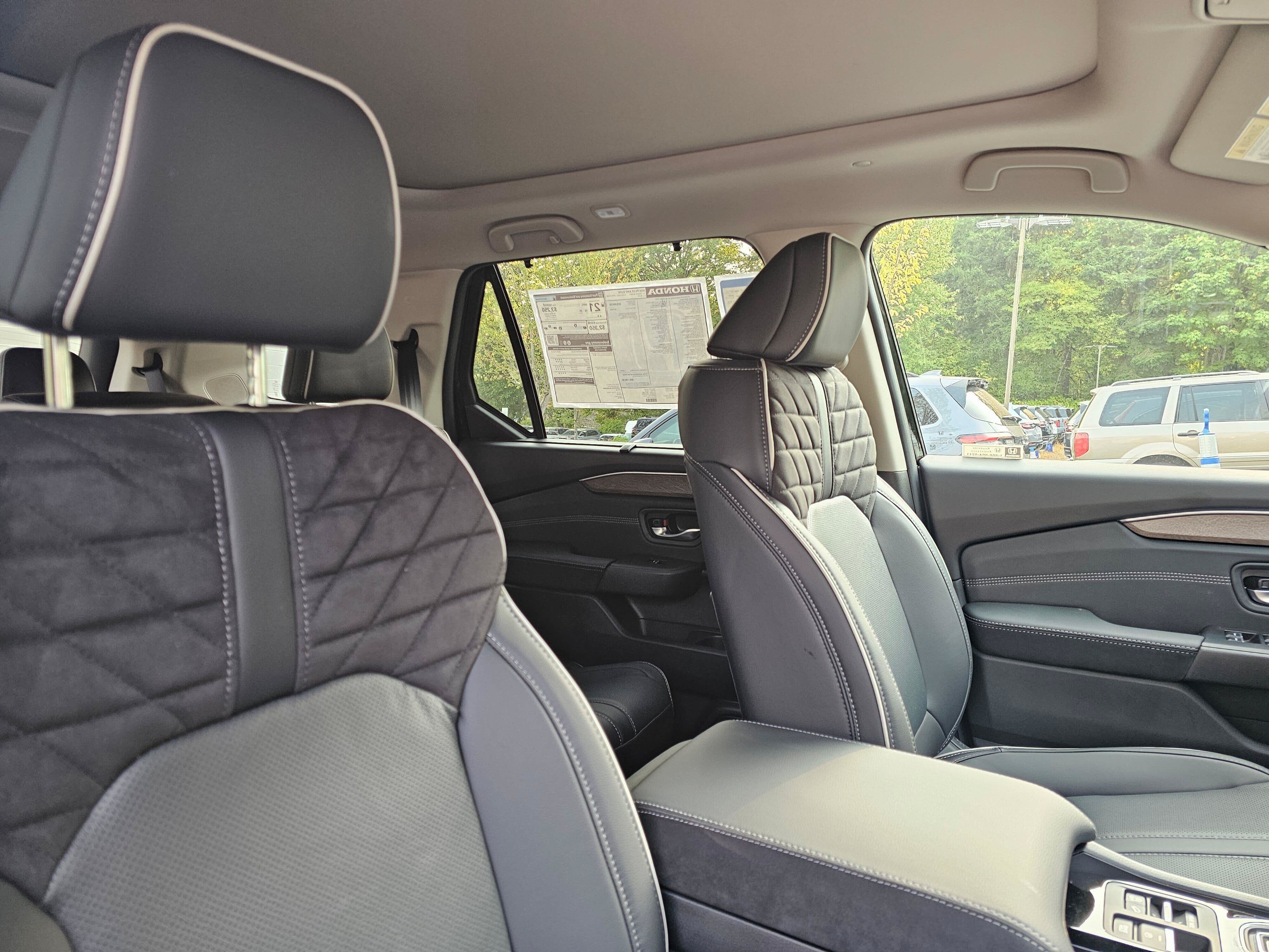 New 2026 Honda Pilot Elite image 11