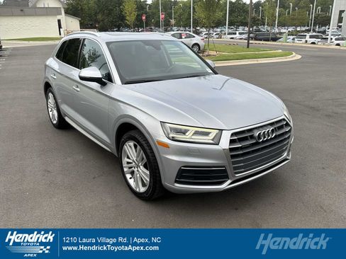 Used 2019 Audi Q5 2.0T Premium Plus w/ Premium Plus Package AWD/4WD image 1