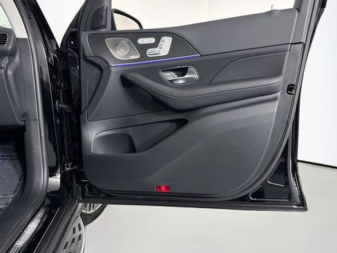 New 2026 Mercedes-Benz GLS 450 4MATIC image 24