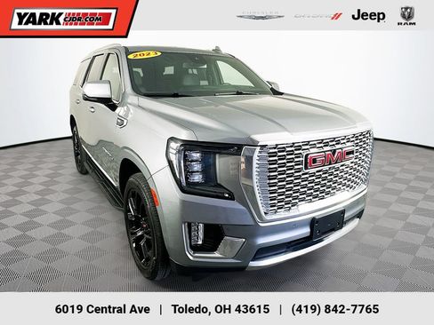Used 2023 GMC Yukon Denali AWD/4WD image 1