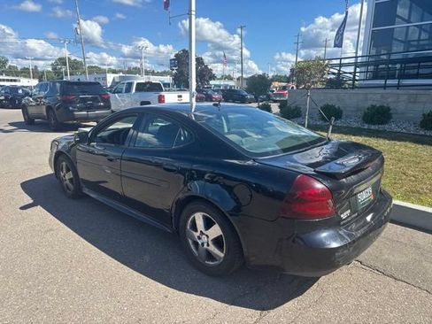 Used 2007 Pontiac Grand Prix w/ Sun And Sound Package FWD image 5