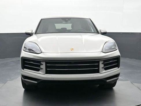 Certified 2025 Porsche Cayenne S AWD/4WD image 26