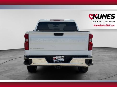 Used 2025 Chevrolet Silverado 1500 LT AWD/4WD image 9