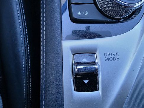 Used 2017 INFINITI Q60 w/ Premium Plus Package 3.0T image 38