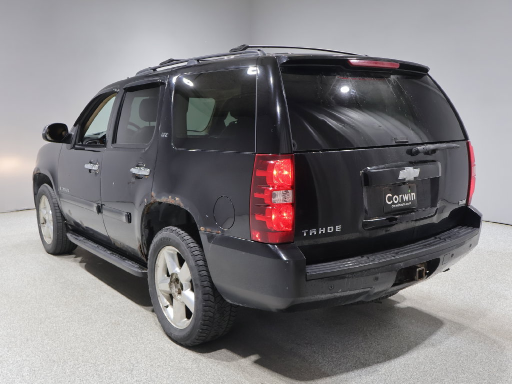 Used 2007 Chevrolet Tahoe LTZ w/ LTZ Preferred Equipment Group AWD/4WD image 16