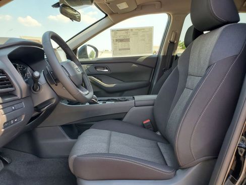 New 2026 Nissan Rogue SV image 18