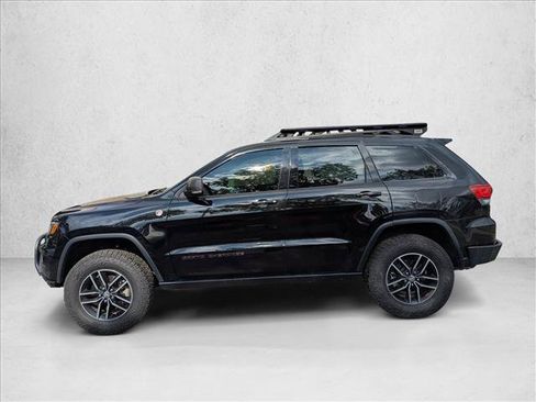 Used 2018 Jeep Grand Cherokee Trailhawk w/ Trailhawk Luxury Group AWD/4WD image 8