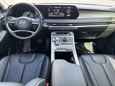 Used 2023 Hyundai Palisade SEL AWD/4WD image 16