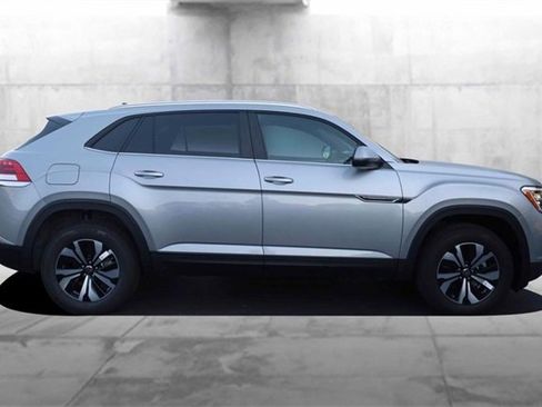 New 2026 Volkswagen Atlas Cross Sport SE image 5