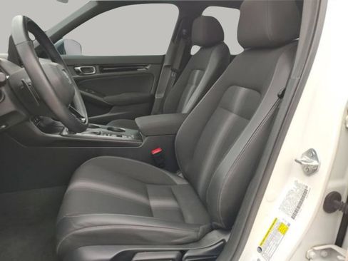 Used 2025 Honda Civic Sport image 26