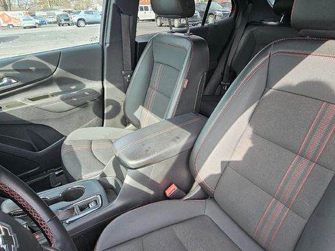 Used 2023 Chevrolet Equinox RS w/ LPO, Floor Liner Package image 8