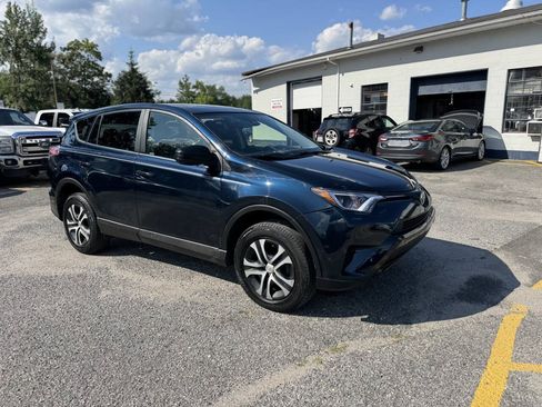 Used 2018 Toyota RAV4 LE w/ All Weather Liner Package AWD/4WD image 5