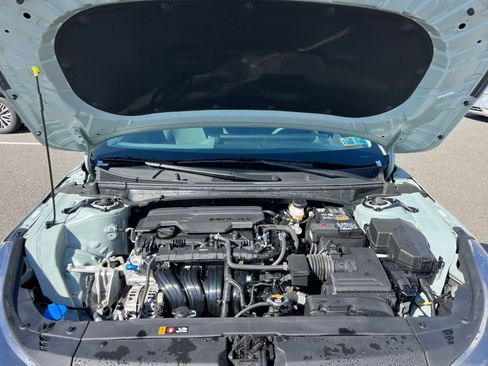 Used 2025 Kia K4 LXS image 32