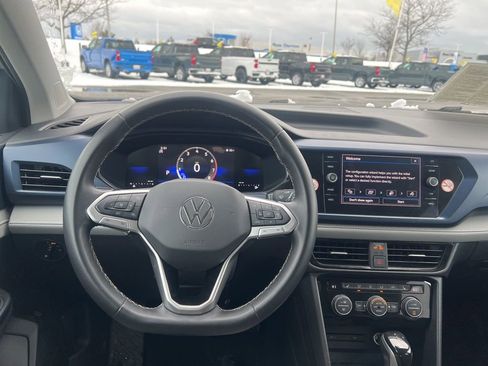 Used 2024 Volkswagen Taos SE image 24