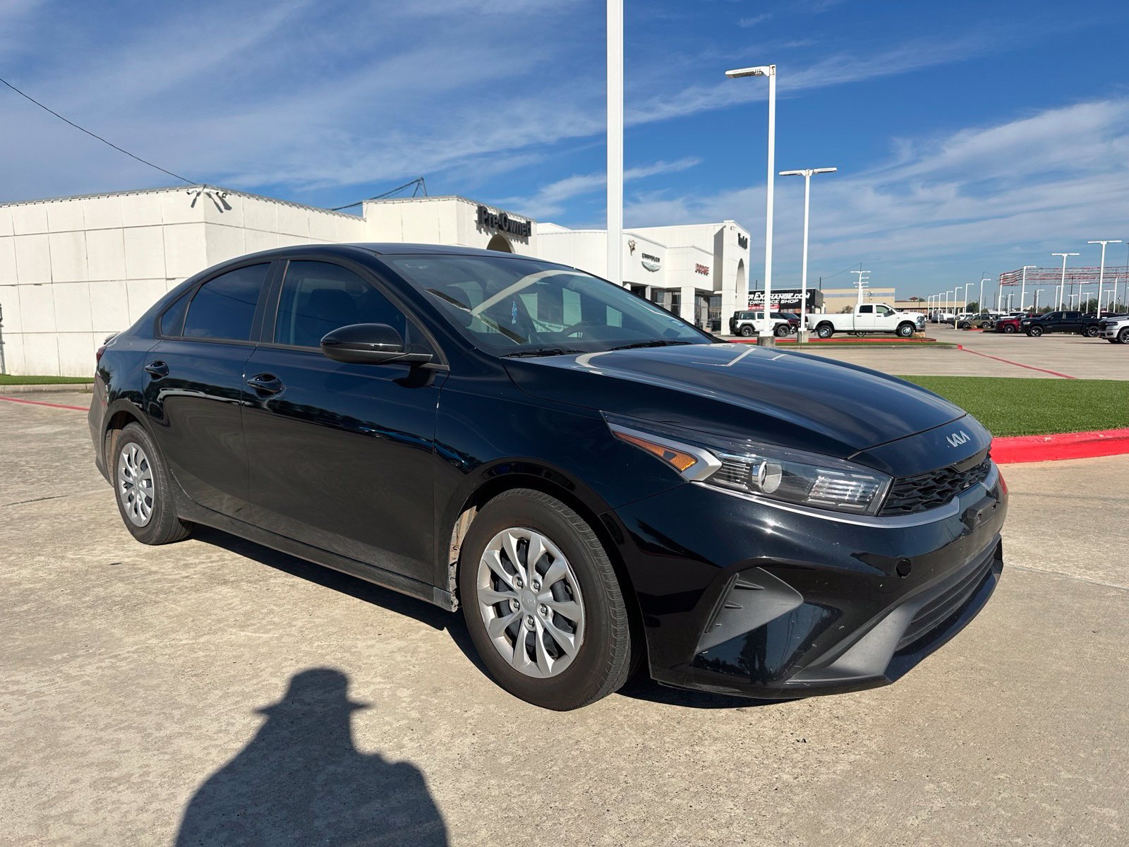 Used 2024 Kia Forte LX FWD image 1
