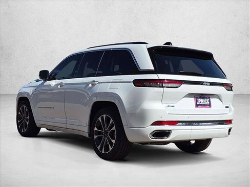 Used 2022 Jeep Grand Cherokee Overland AWD/4WD image 8