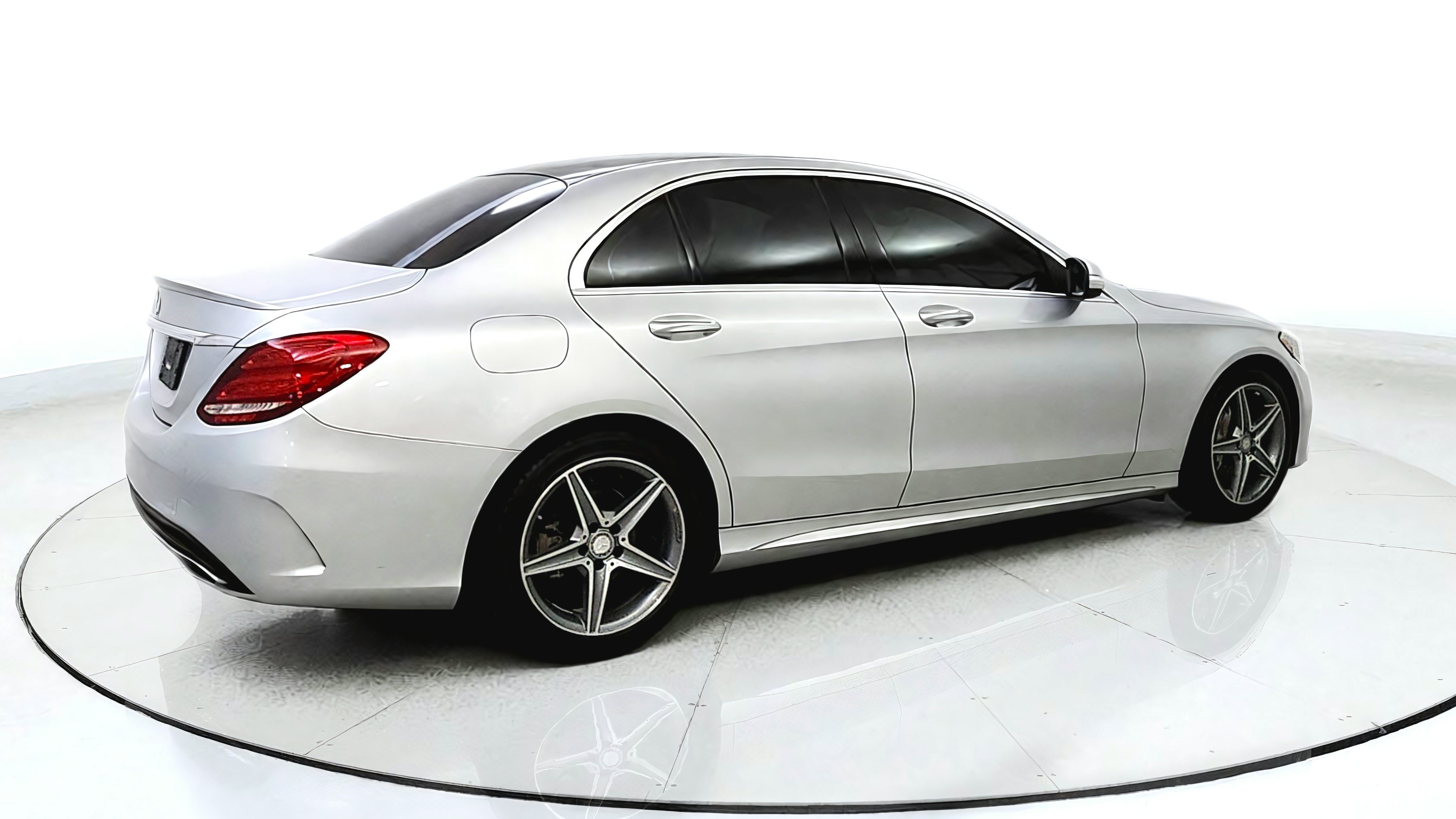 Used 2015 Mercedes-Benz C 300 Sedan image 7